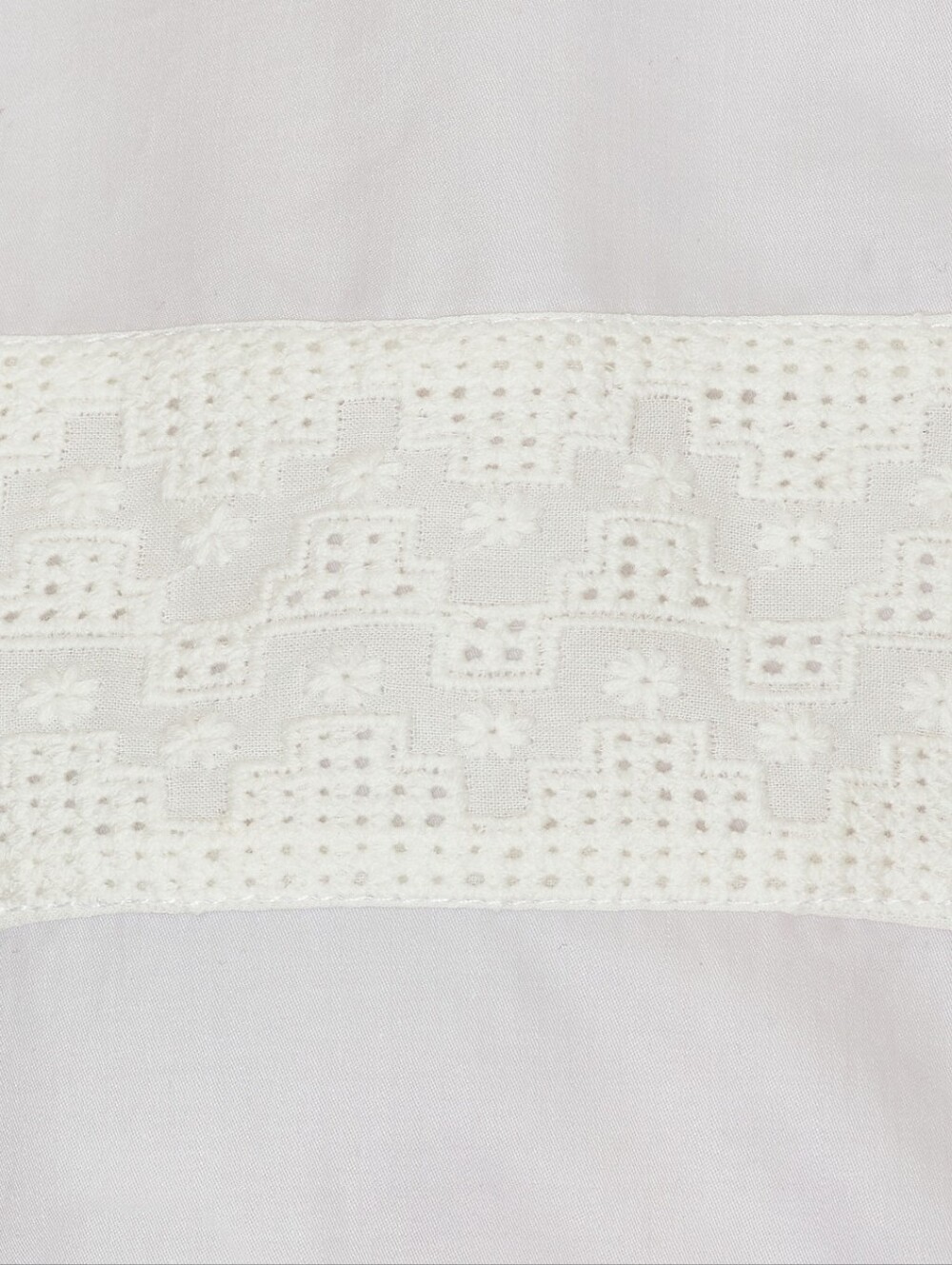 Helsa The Summer Overshirt With Vintage Swiss Embroidery in White - Picture 6 of 15